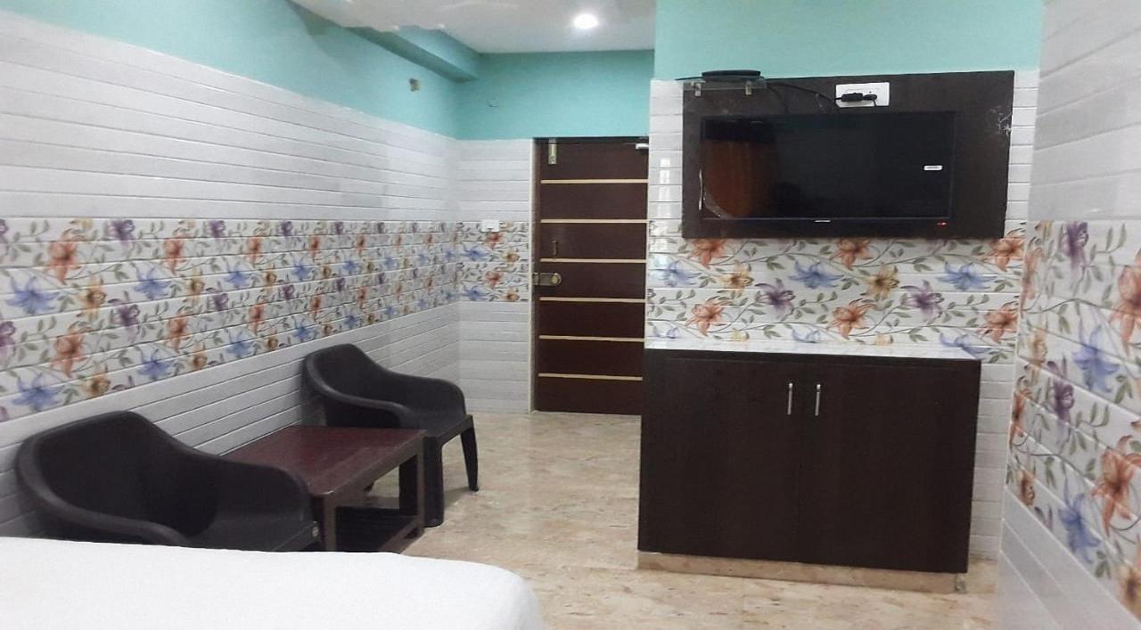 Surya Grand Tiruchanoor Tirupati Exterior foto