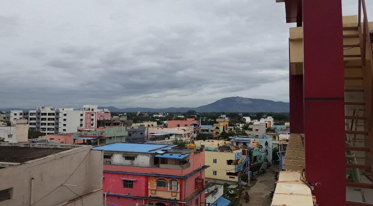 Surya Grand Tiruchanoor Tirupati Exterior foto